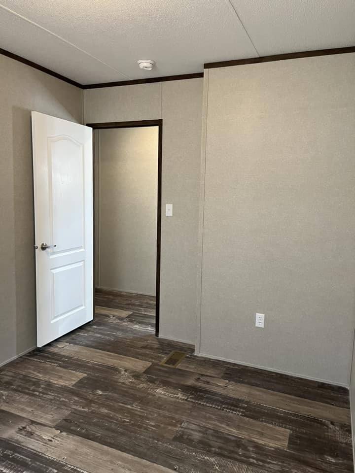 Building Photo - 111 Peggy St