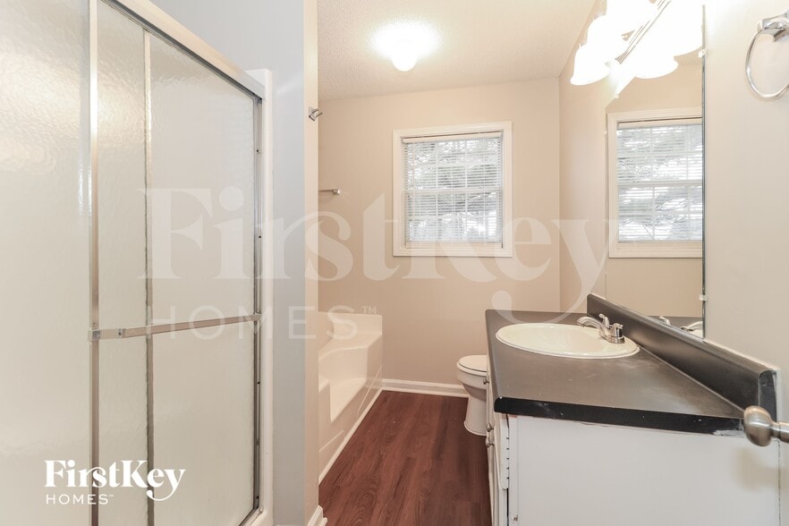Building Photo - 100 Ivy Brook Dr