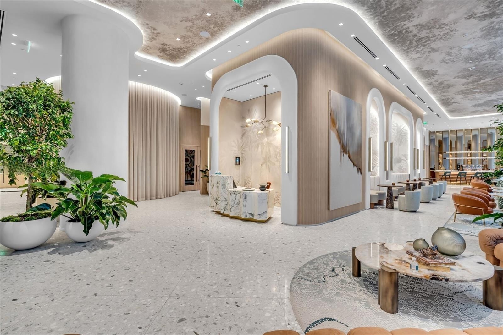 Building Photo - 77 SE 5th St