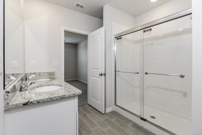 Building Photo - 3250 Forrest Plum Ct