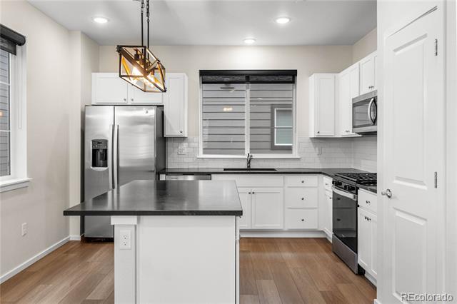 Building Photo - 23630 E 41st Ave