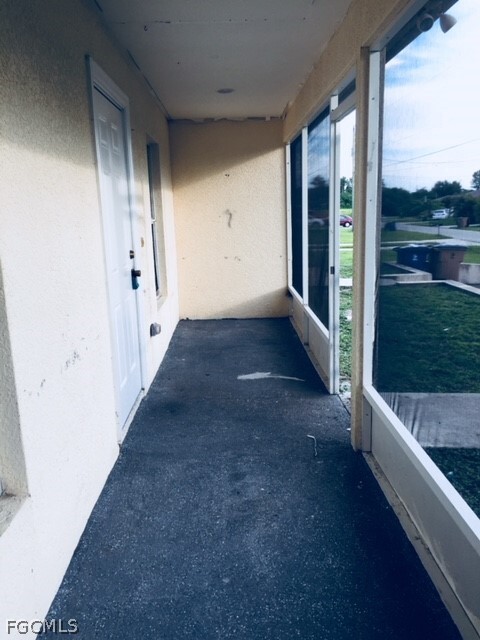 Building Photo - 213 Ivan Ave S