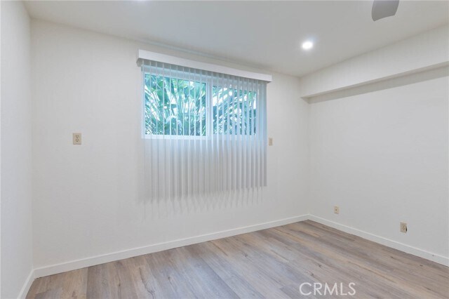 Building Photo - 10215 Variel Ave