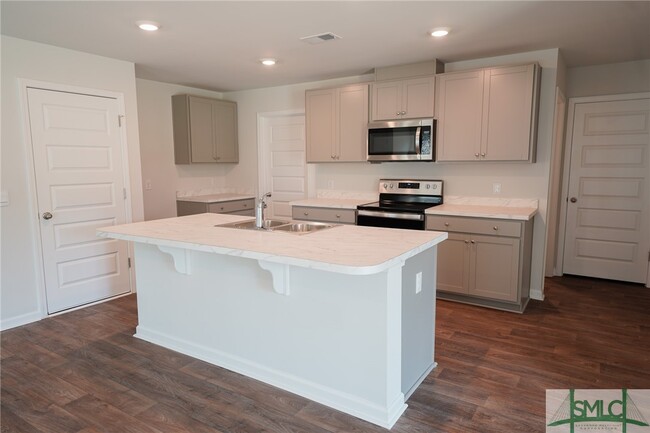Building Photo - 110 Painted Lady Lp