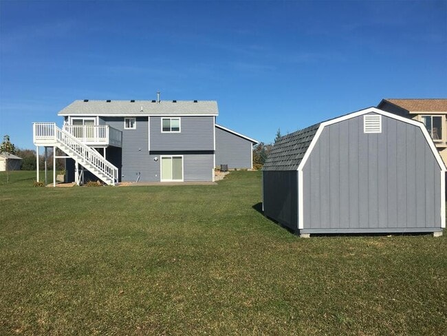 Building Photo - 5726 Egret Ave