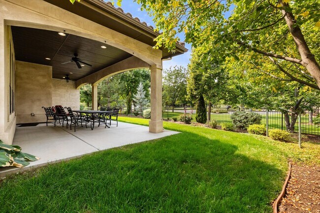 Building Photo - Luxury Furnished 4-Bedroom Home in Eagle's Bella Terra Neighborhood