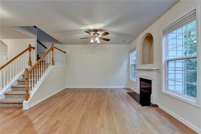 Building Photo - 1641 Tailmore Ln NW