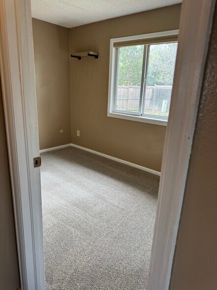 Building Photo - 3005 Swing Station Way
