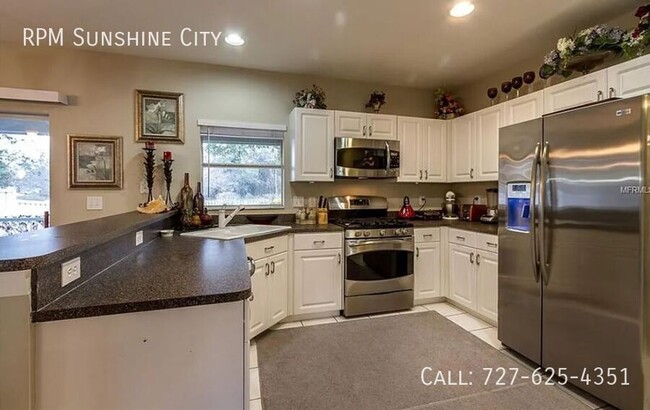 Building Photo - 8011 Terrace Ridge Dr