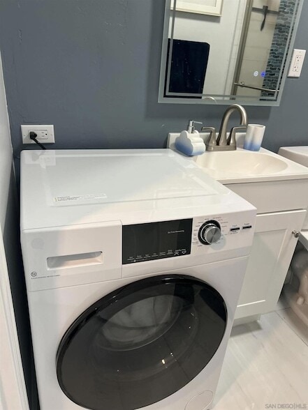 Building Photo - 8459 Tommy Dr