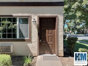 Building Photo - Charming Apartment in Gilroy