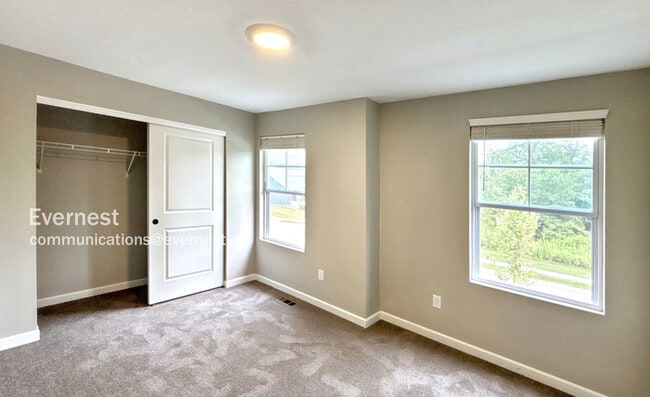 Building Photo - 6149 Jadwinn Dr