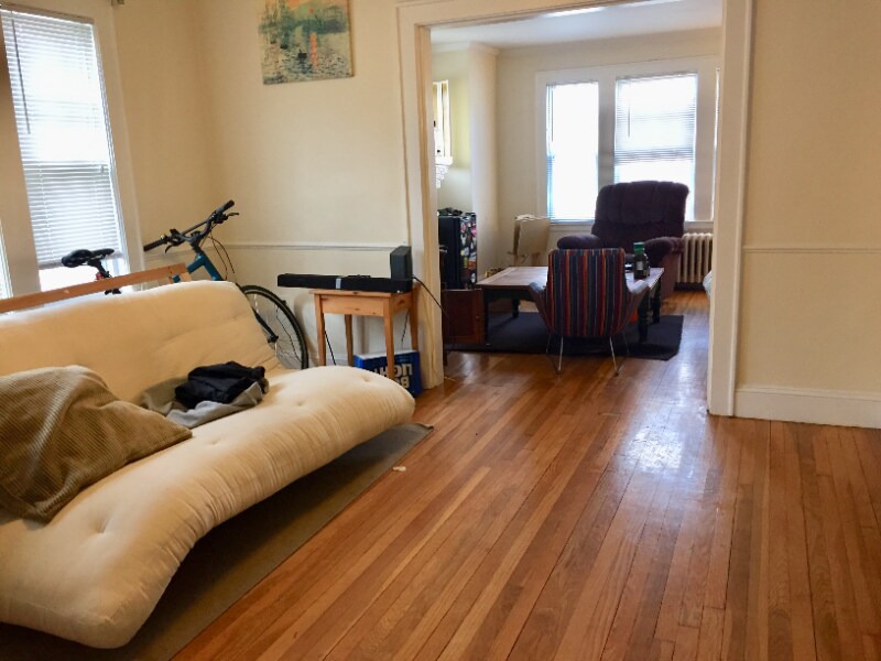 Building Photo - 208 Freeman St