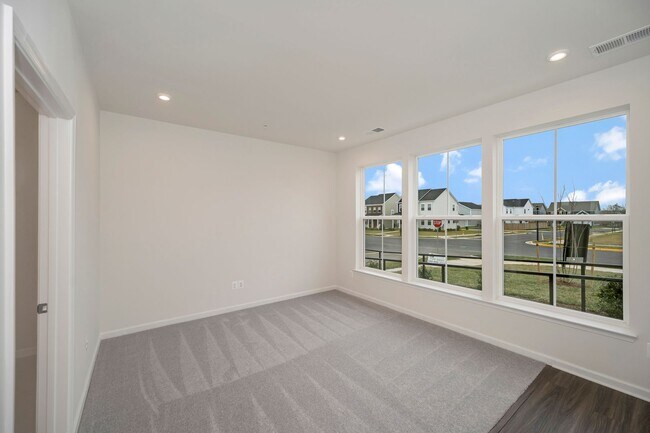 Building Photo - Close to everything!  Skyline at Embrey Mill!  Brand New Live and Work Townhomes.