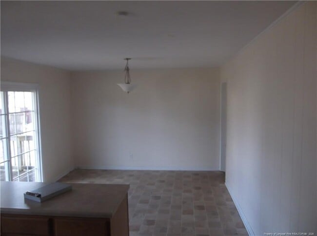 Building Photo - 3628 Pine Cone Ln