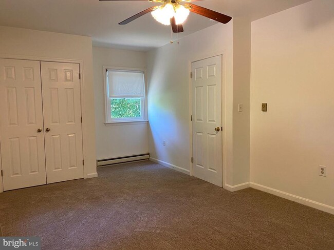 Building Photo - 13359 Catoctin Hollow Rd