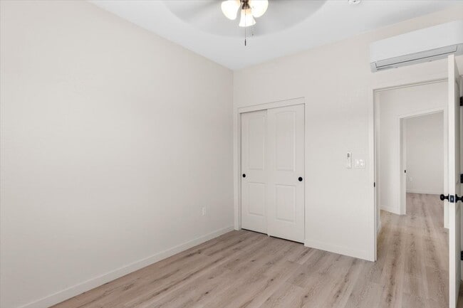 Building Photo - 10094 Joshua Blvd