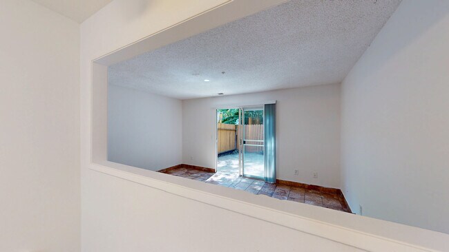 Building Photo - 18235 Happy Ln