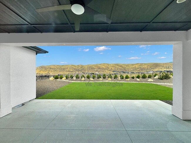 Building Photo - 5298 W Parkridge Dr