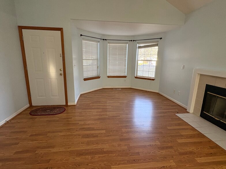 Building Photo - 18960 SW Christopher Dr