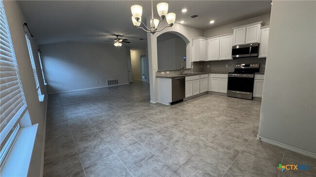 Building Photo - 406 Stonewall Ridge