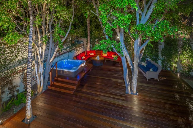 Building Photo - 6609 Whitley Terrace