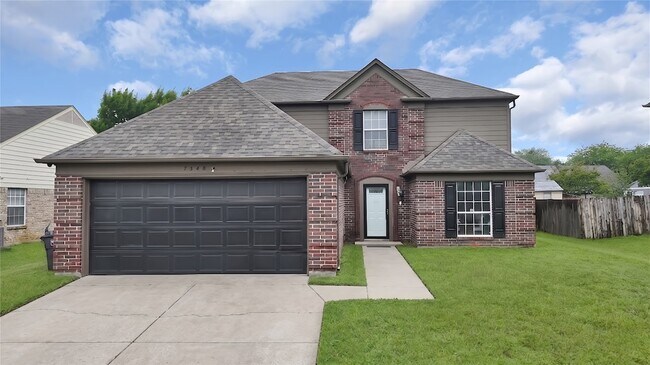 Building Photo - 7548 Meadow Creek Dr