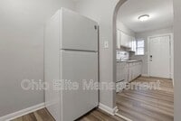 Building Photo - 987 Lilley Ave
