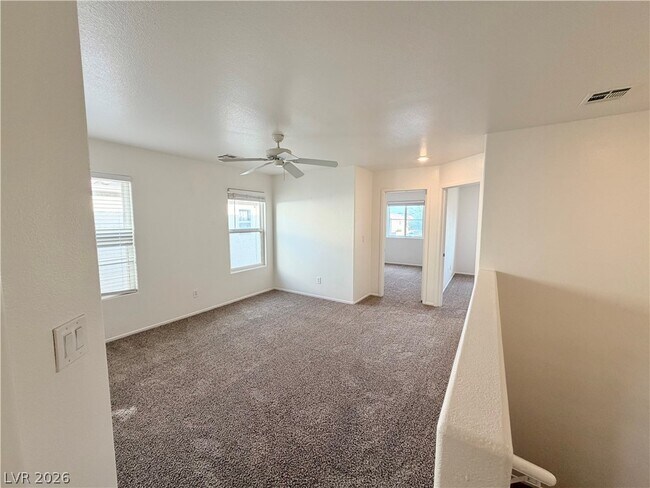Building Photo - 6212 W Cougar Ave