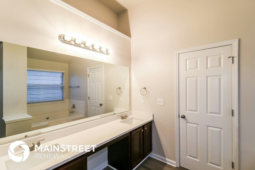 Building Photo - 1281 Heartwood Ave