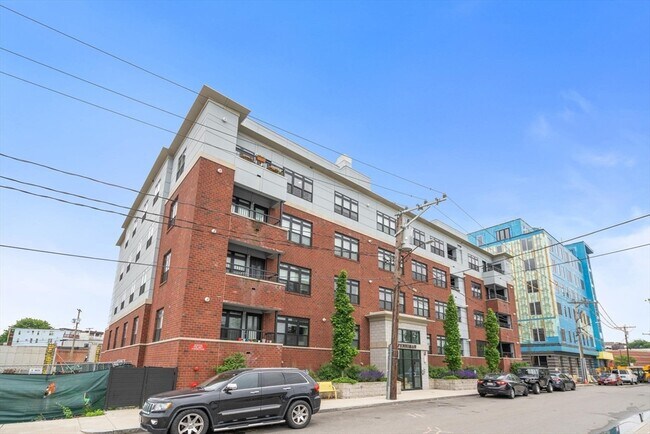Building Photo - 20 Penniman Rd