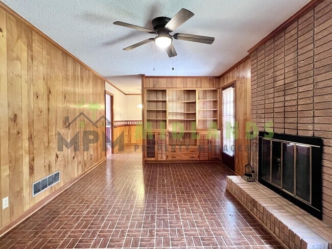 Building Photo - 2905 Prestwick Cir