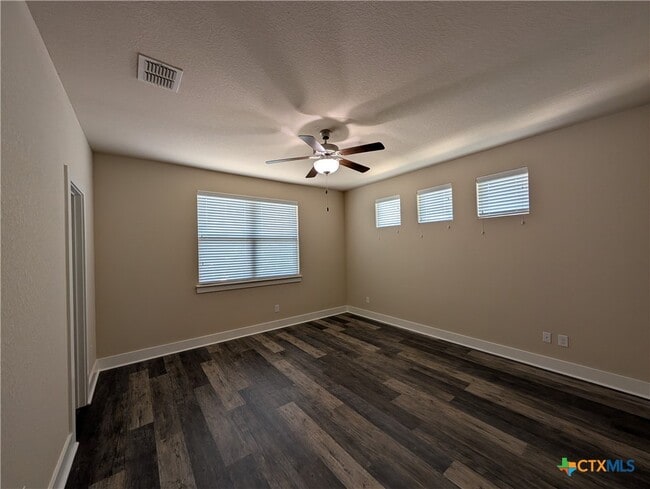 Building Photo - 712 Gristmill Dr