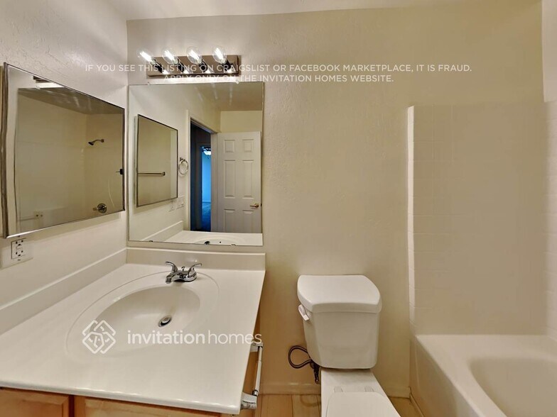 Building Photo - 8741 E Kiva Ave