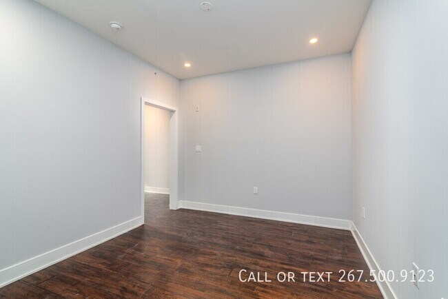 Building Photo - 1845 E Passyunk Ave