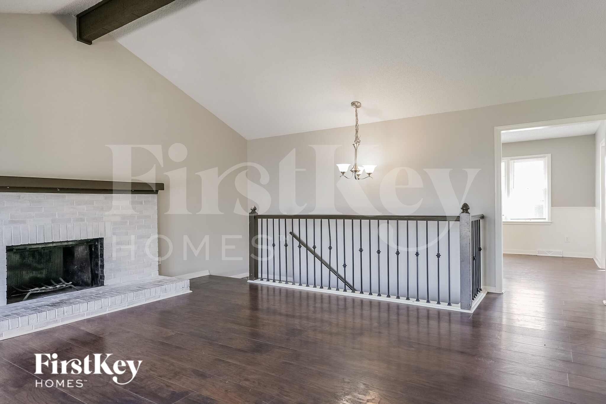 Building Photo - 10040 NW Blum Rd