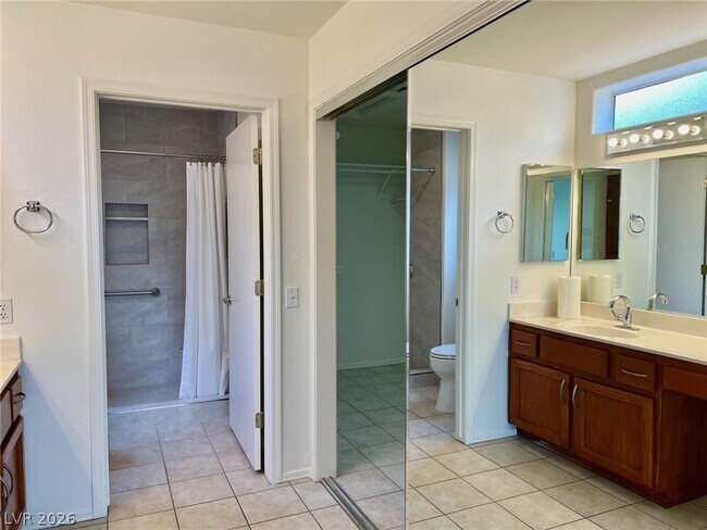 Building Photo - 2720 Hope Forest Dr