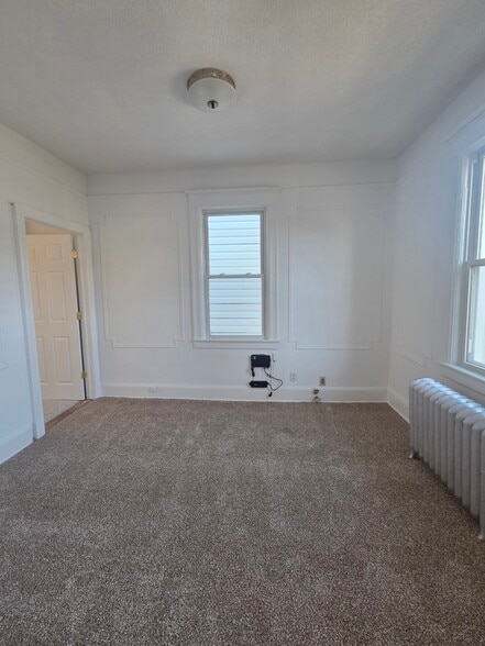 Building Photo - 209 Saint Marys Ave