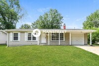 Building Photo - 3 Bedroom Pet-Friendly Home in St. Louis, MO with Main Street Renewal
