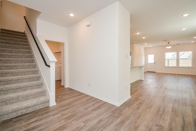 Building Photo - 5962 First Blush Dr