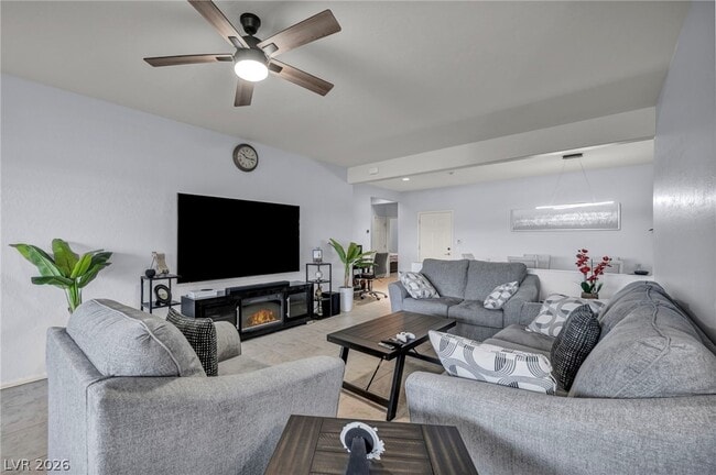 Building Photo - 3787 Budenny Dr