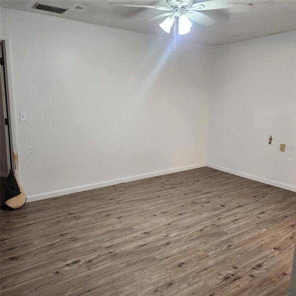 Building Photo - 305 NW 11th Ave