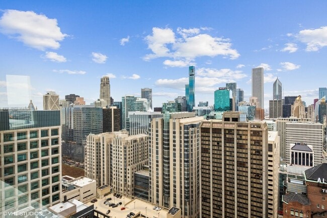 Building Photo - 161 E Chicago Ave