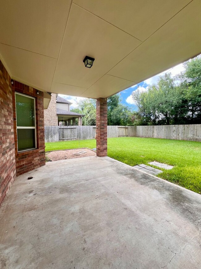 Building Photo - Gorgeous Two Story Home in Richmond, TX