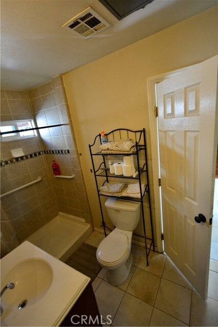 Building Photo - 14320 La Cuarta St