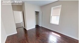 Building Photo - 17 Bay St