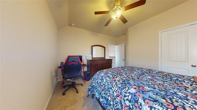Building Photo - 28511 Pleasant Forest Dr
