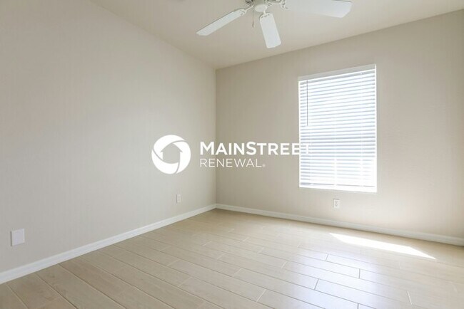 Building Photo - 3 Bedroom Pet-Friendly Home in NORTH PORT, FL with Main Street Renewal