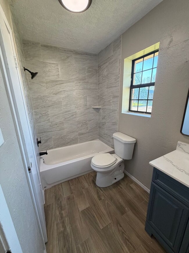 Building Photo - COMING SOON - 4 Bedroom, 2 Bathroom Home for Rent!