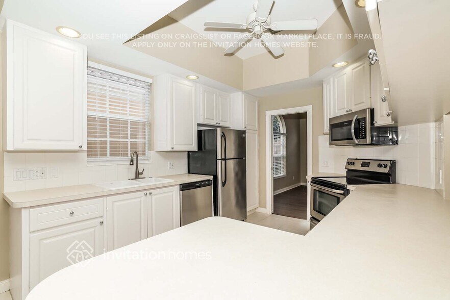 Building Photo - 8341 Dominica Pl